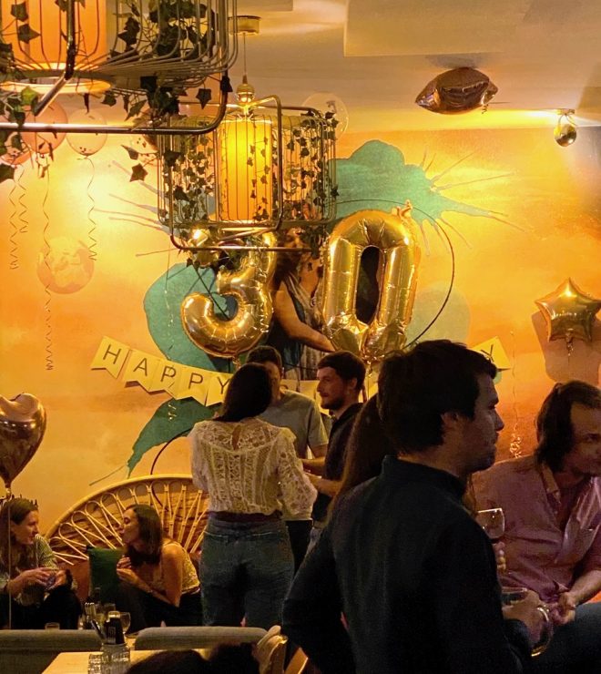 Bar à cocktails Bistrot des Cinéastes Place de Clichy, Paris 17